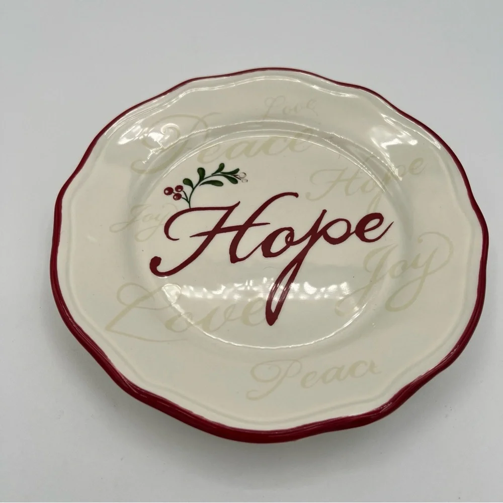 Better Homes & Gardens Heritage Collection Holiday Plates Set of 4 Ceramic